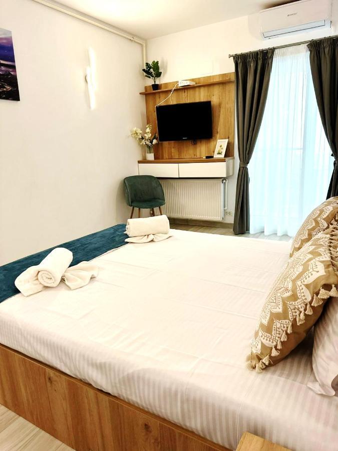 Victory Luxury Apartments 데포리노드 외부 사진